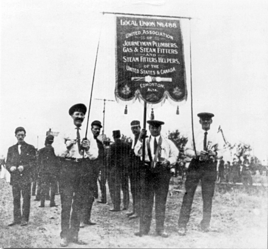 1.-1909-labour-day-parade-1-e1619020607374